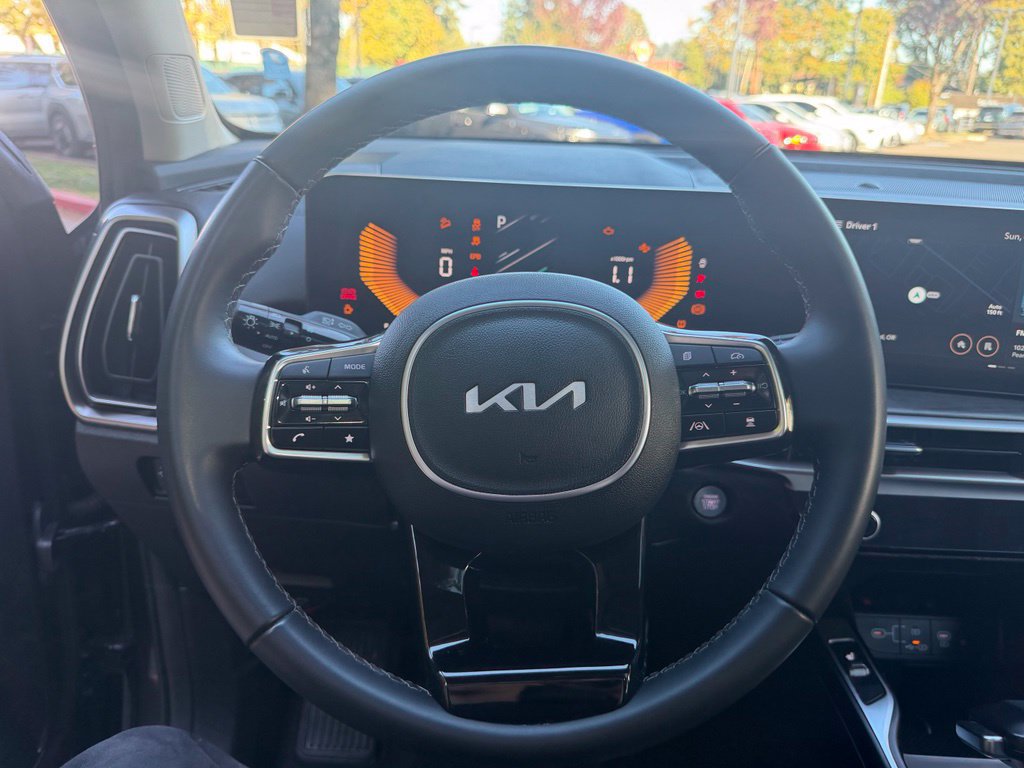 Used 2025 Kia Sorento X-Line EX AWD/4WD image 18