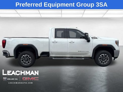 Used 2022 GMC Sierra 2500 SLE w/ SLE Convenience Package AWD/4WD image 2