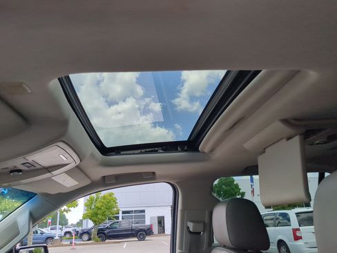 Used 2016 Chevrolet Tahoe LT RWD image 21