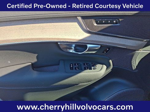 Certified 2025 Volvo XC90 B6 Plus image 14