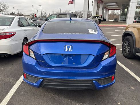 Used 2018 Honda Civic EX-T image 4