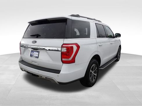 Used 2018 Ford Expedition XLT w/ Equipment Group 202A image 7