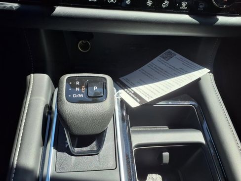 New 2025 Nissan Pathfinder SL image 19