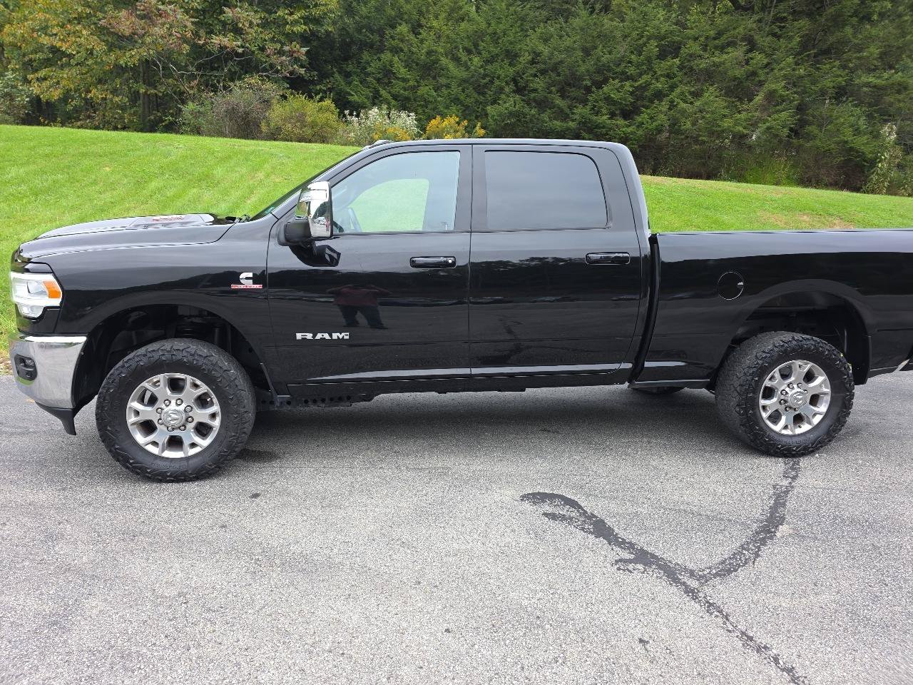 Used 2023 RAM 2500 Laramie AWD/4WD image 5