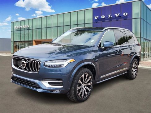 Used 2025 Volvo XC90 B6 Plus image 29