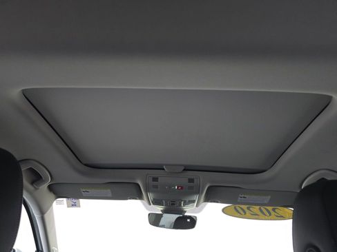 Used 2020 Volkswagen Jetta SEL Premium image 30