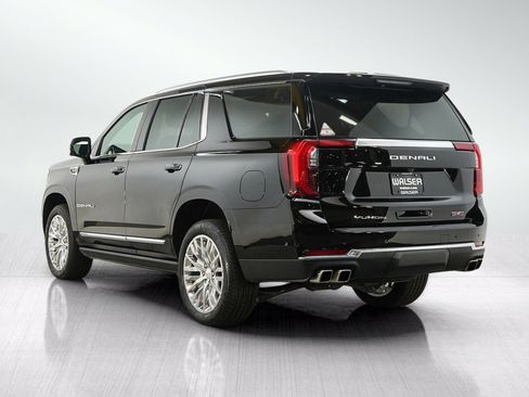 Used 2026 GMC Yukon Denali w/ Sun & Power Step Package AWD/4WD image 3