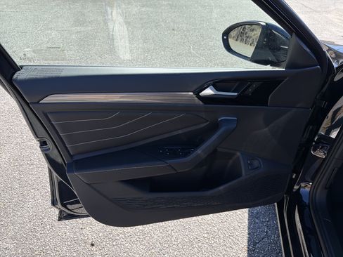 Used 2024 Volkswagen Jetta SEL image 12