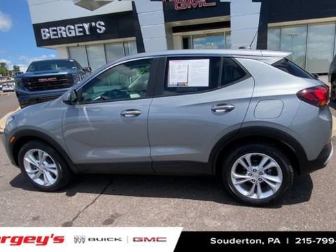Certified 2023 Buick Encore GX Preferred w/ Cold Weather Comfort Package FWD image 8