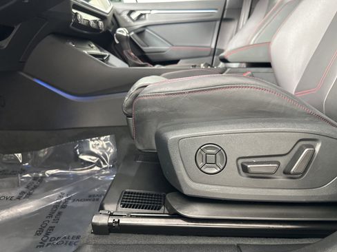 Used 2025 Audi Q3 2.0T Premium Plus w/ Premium Plus Package image 12