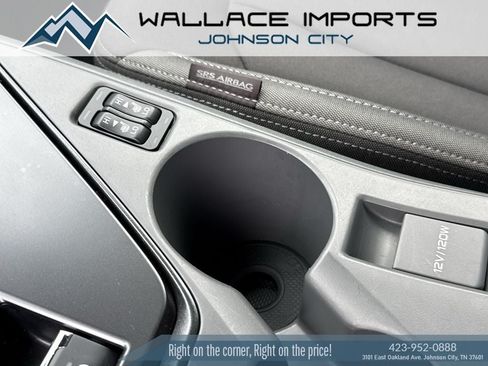 Used 2026 Subaru Crosstrek 2.5i Premium AWD/4WD image 19