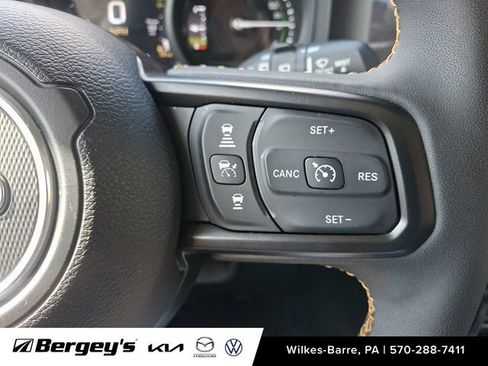 Used 2024 Jeep Wrangler Unlimited w/ Convenience Group AWD/4WD image 24