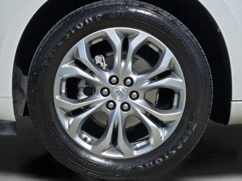 Used 2021 Buick Enclave Avenir FWD image 36