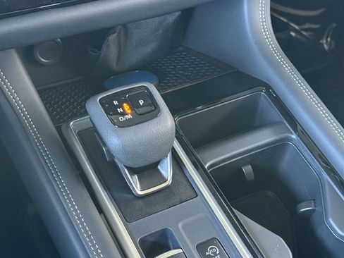 New 2026 Nissan Pathfinder Platinum AWD/4WD image 17