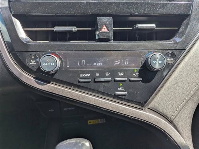 Used 2023 Toyota Camry XLE FWD image 19