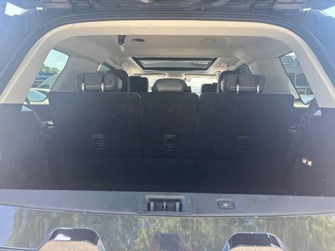 Used 2025 Ford Expedition Active AWD/4WD image 12