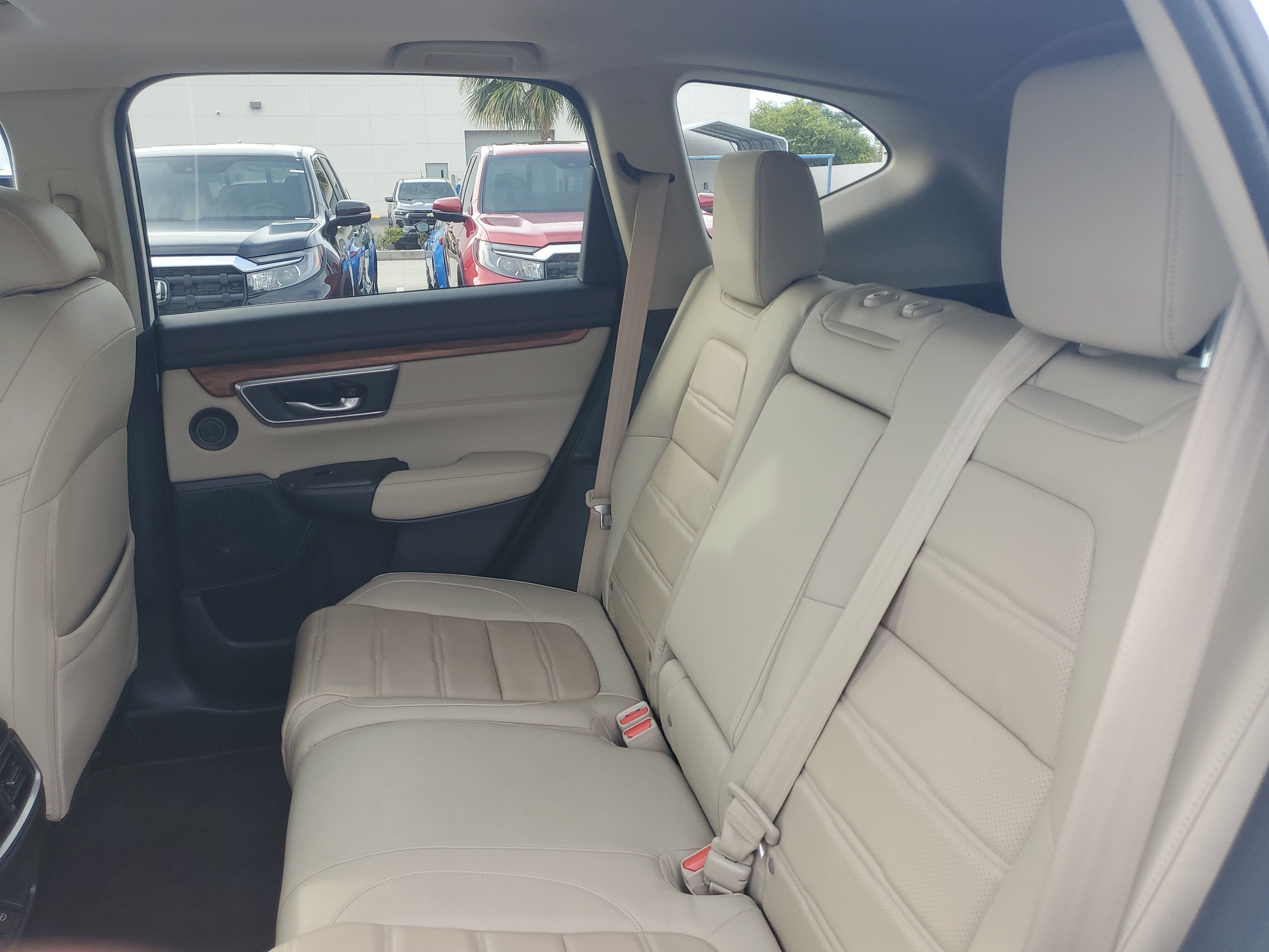 Used 2021 Honda CR-V Touring image 11