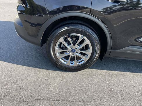 Used 2020 Ford Escape S FWD image 7