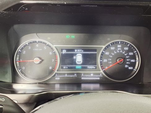 Used 2022 Kia Sorento LX FWD image 19
