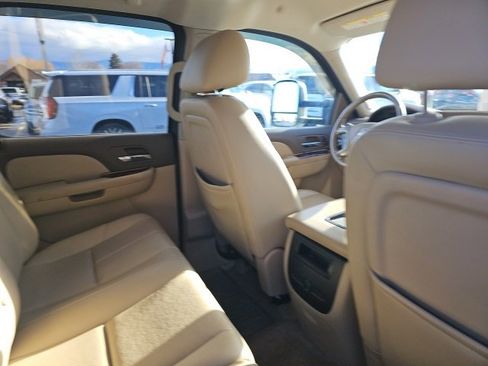 Used 2011 GMC Sierra 3500 SLT w/ SLT Convenience Package image 14