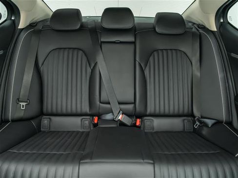 New 2026 Genesis G70 2.5T Prestige image 28