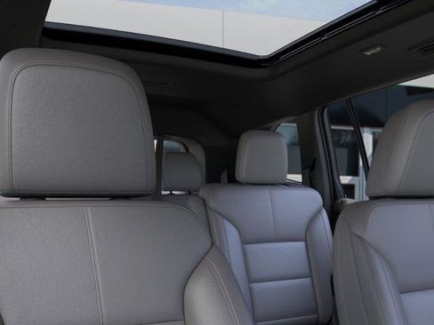 New 2026 GMC Acadia Elevation image 24