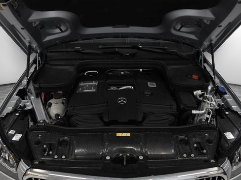 Certified 2026 Mercedes-Benz Maybach GLS 600 4MATIC image 13