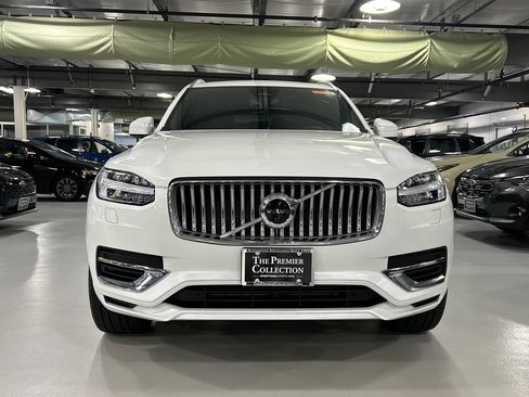 Certified 2023 Volvo XC90 T8 Plus w/ Protection Package AWD/4WD image 6