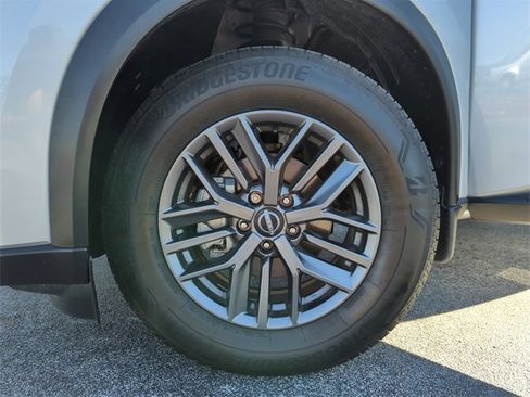 Certified 2025 Nissan Rogue S image 43