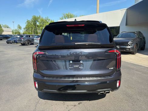 Used 2025 Kia Telluride EX X-Line AWD/4WD image 9