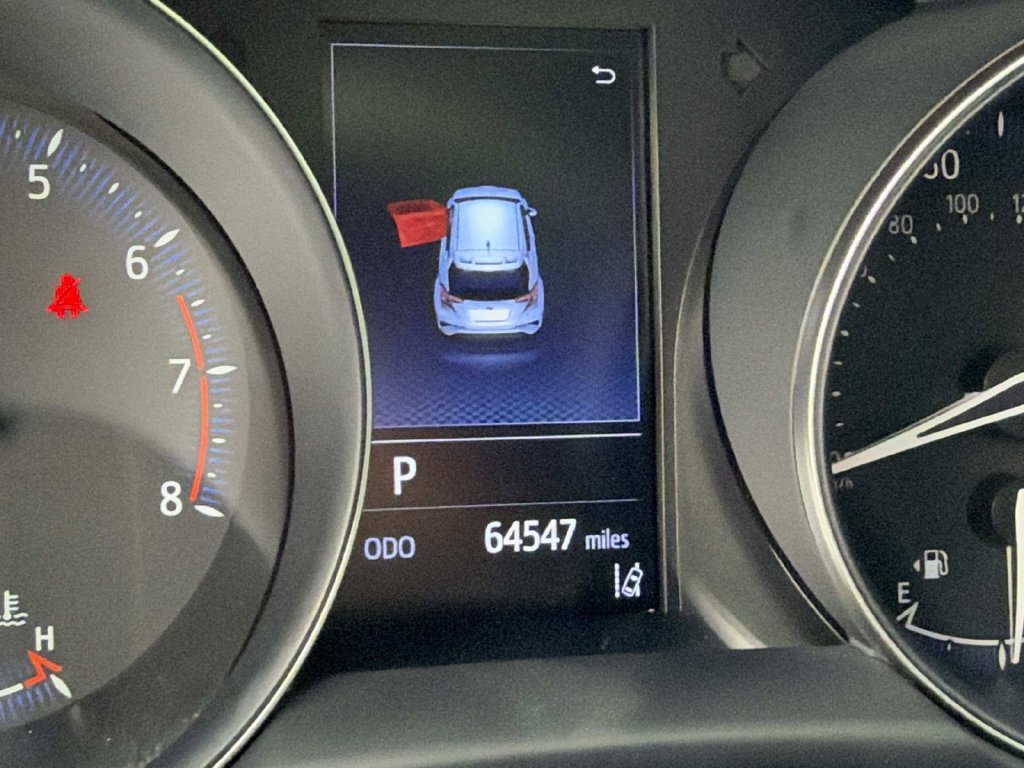 Used 2021 Toyota C-HR XLE FWD image 23