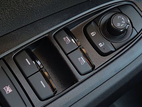 New 2026 Subaru Crosstrek 2.5i image 17