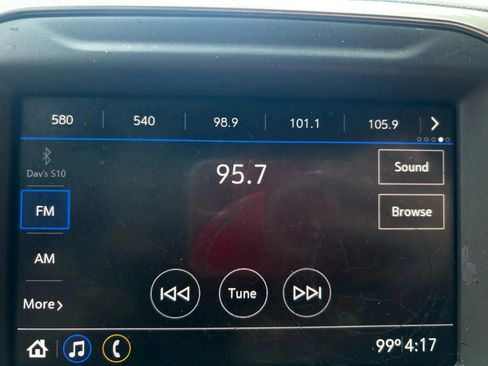 Used 2020 Chevrolet Silverado 1500 Custom w/ Trailering Package image 19