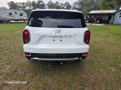 Used 2022 Hyundai Palisade SEL w/ Premium Package FWD image 6