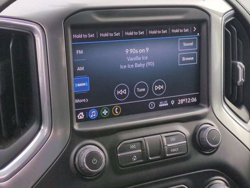 Certified 2022 Chevrolet Silverado 2500 LT w/ Snow Plow Prep/Camper Package image 14