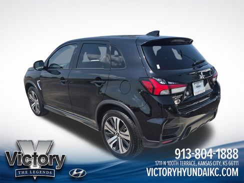 Used 2024 Mitsubishi Outlander Sport SE AWD/4WD image 3