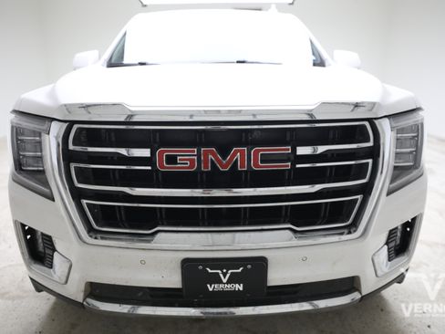 Used 2023 GMC Yukon XL SLT RWD image 7