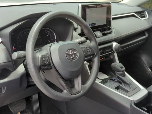 Used 2024 Toyota RAV4 LE FWD image 9