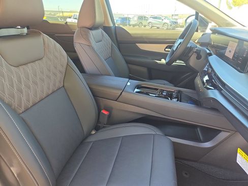 New 2026 Nissan Murano Platinum w/ Cargo Package AWD/4WD image 13