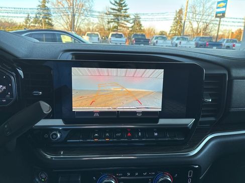 Used 2023 GMC Sierra 1500 Elevation image 16