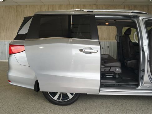 Used 2021 Honda Odyssey Touring image 41