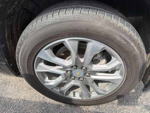 Used 2021 Chevrolet Traverse Premier w/ LPO, Floor Liner Package FWD image 45