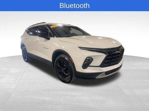 Used 2023 Chevrolet Blazer LT w/ Midnight/Sport Edition image 7