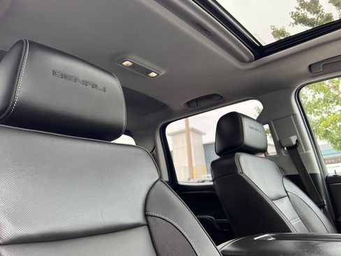 Used 2019 GMC Sierra 3500 Denali w/ Duramax Plus Package image 16