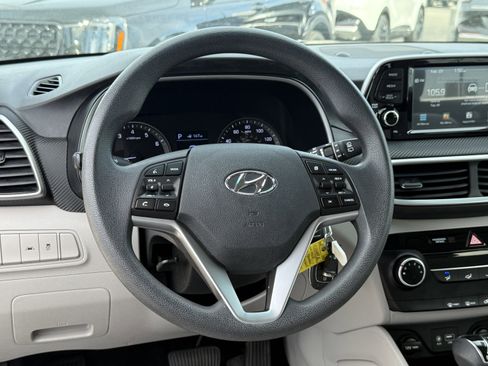 Used 2019 Hyundai Tucson SE image 25
