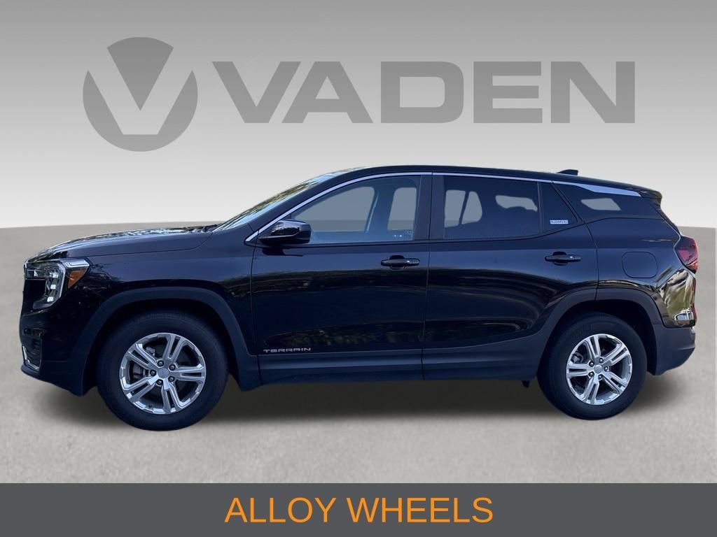 Used 2024 GMC Terrain SLE FWD image 9