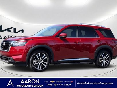 Used 2023 Nissan Pathfinder Platinum w/ Lighting Package (N93)