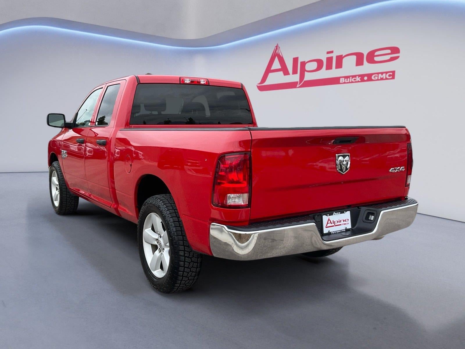 Used 2024 RAM 1500 Classic SLT AWD/4WD image 3