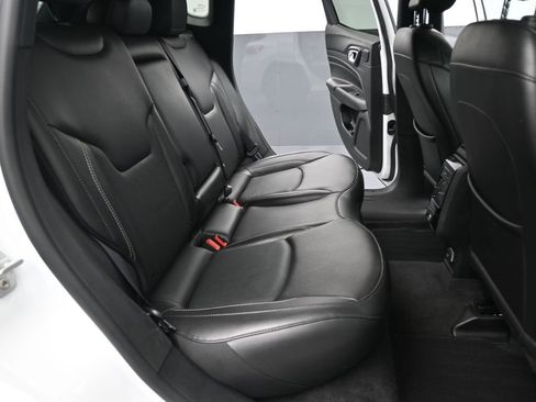 Used 2022 Jeep Compass High Altitude image 16