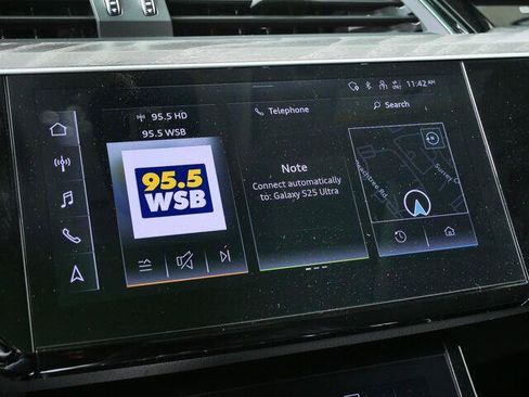 Used 2023 Audi e-tron Premium Plus w/ Premium Plus Package AWD/4WD image 14